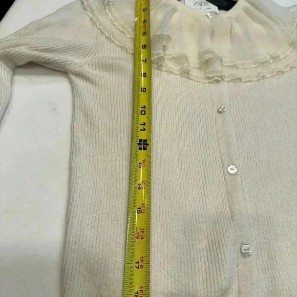 Zara girls button up ivory sweater with a lace collar size 9 - Picture 5 of 7